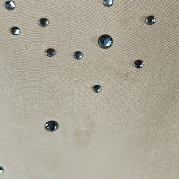 Talbots Beige Studded 100% Silk Women's Top Size Medium - Picture 7 of 7